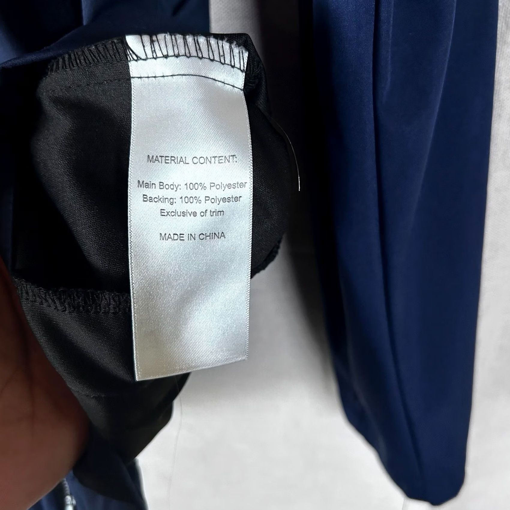 Vintage UI Health UIC Navy Blue Full Zip Softshell Jacket Mens Small Polyester Coat Size US S / EU 44-46 / 1 - 5 Thumbnail