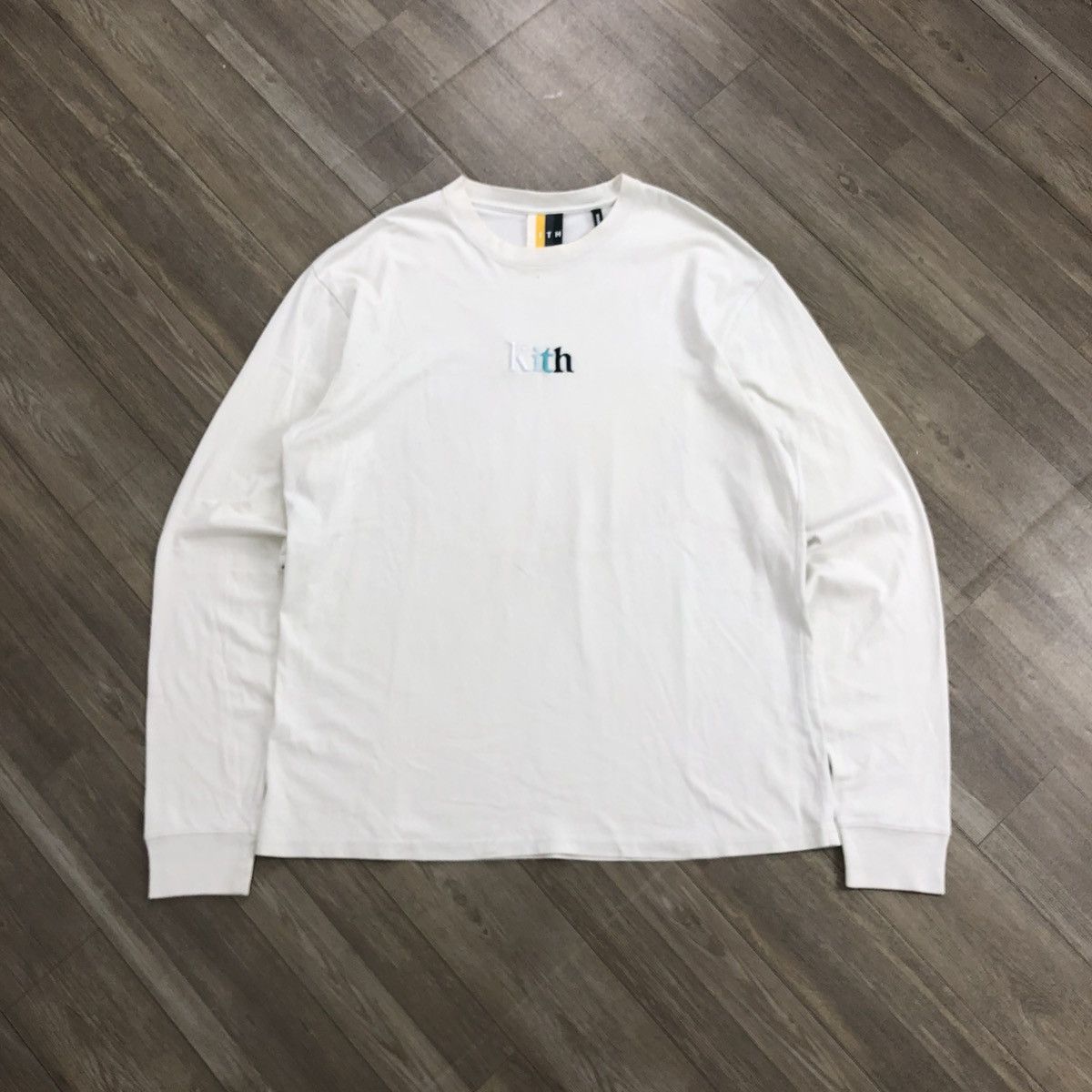 Kith SS21 Kith Serif Spell Out Logo Embroidered Long Slevee Size US L / EU 52-54 / 3 - 1 Thumbnail
