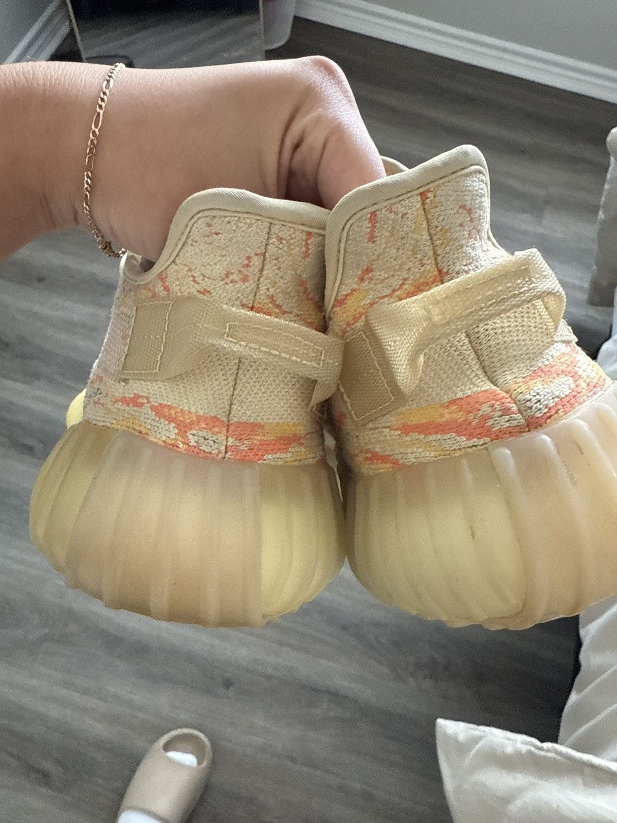 Yeezy adidas Yeezy Boost 350 V2 MX Oat Size US 7 / EU 40 - 5 Thumbnail