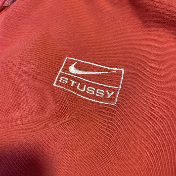buzo nike x stussy