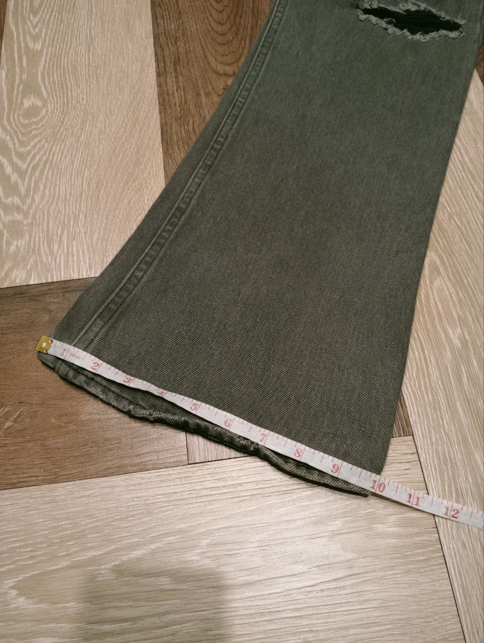 If Six Was Nine VARENTINE JAPAN FLARE DISTRESSED JEANS Size US 32 / EU 48 - 14 Thumbnail
