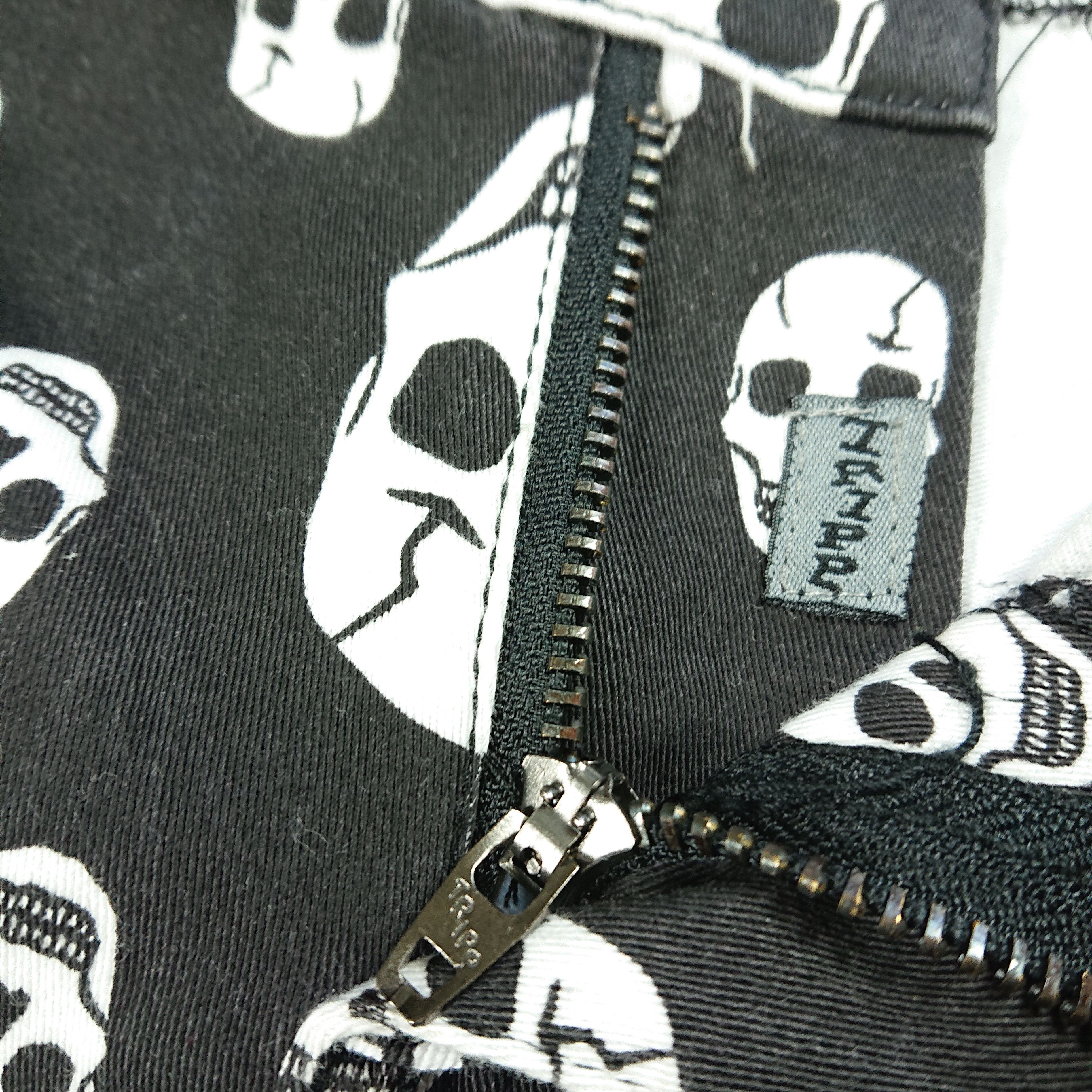 Tripp NYC Tripp NYC Skull AOP Stretch Pants Size US 33 - 6 Thumbnail