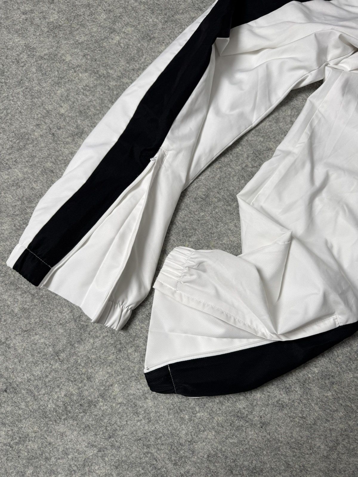 Lacoste Rare Lacoste suit Size US XXL / EU 58 / 5 - 14 Thumbnail