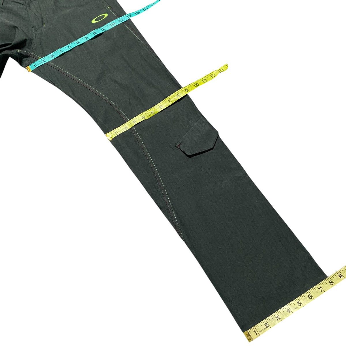 Oakley Vintage Oakley Cargo Pants Size US 31 - 20 Thumbnail