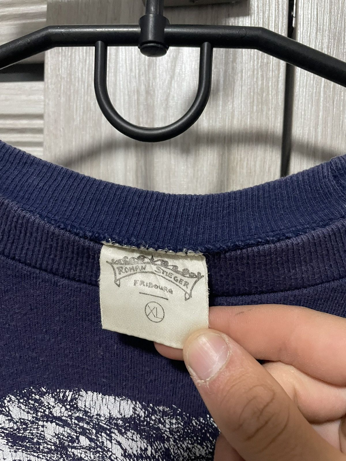 Band Tees × Vintage Vintage 80s Johnny Hallyday Sweatshirt Purple Swiss Made Size US XL / EU 56 / 4 - 13 Thumbnail