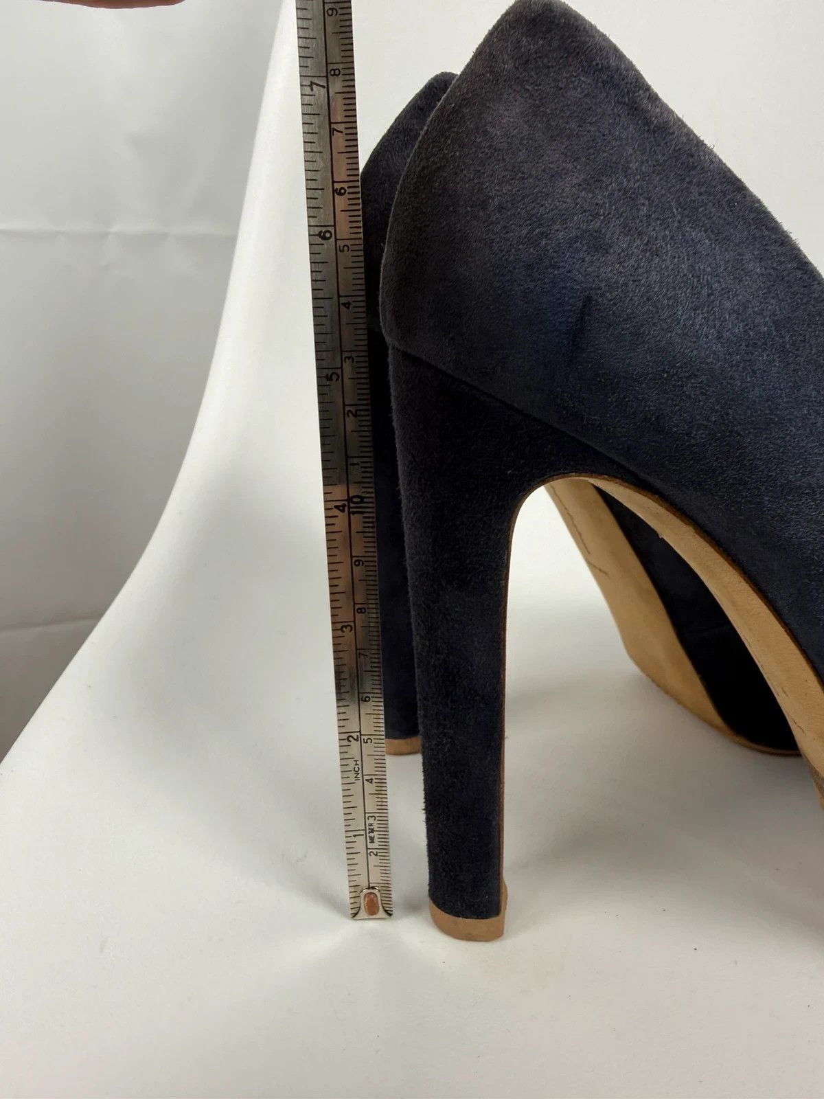 Rupert Sanderson Rupert Sanderson Suede Heels size 39.5 Size US 9.5 / IT 39.5 - 9 Thumbnail