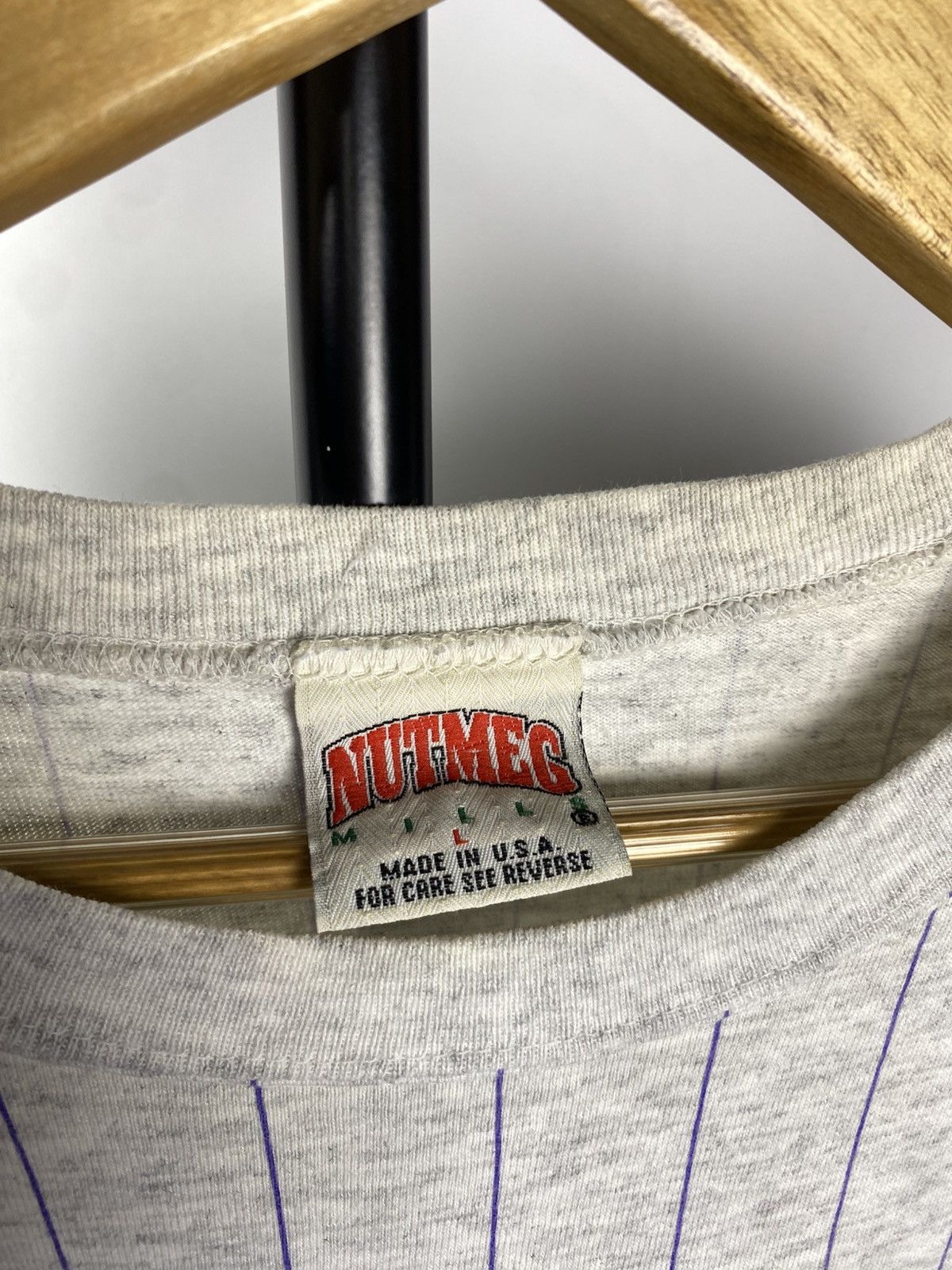 NBA × Vintage Vintage 90s Single Stitch LA Lakers NBA Basketball T-Shirt Size US L / EU 52-54 / 3 - 9 Thumbnail