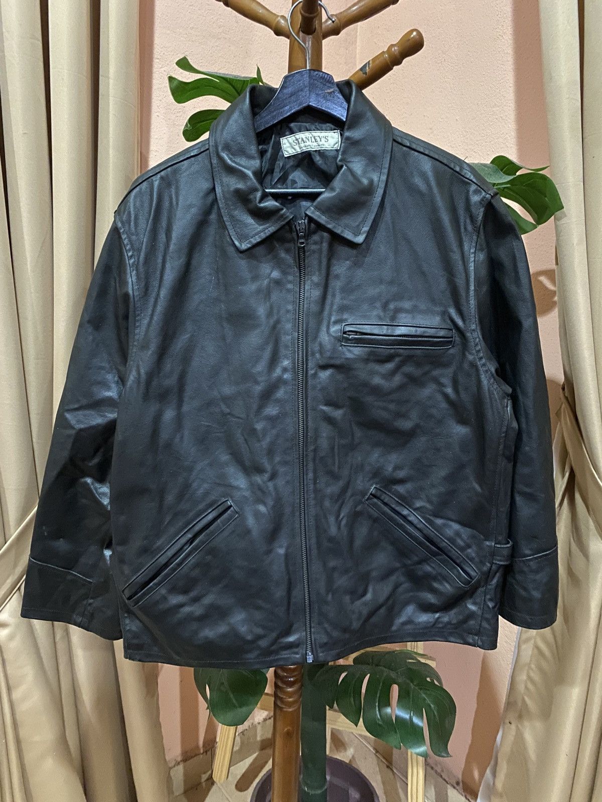 Stanley & Sons Vintage STANLEY’S Black Leather Jacket with Zip Closure Size US M / EU 48-50 / 2 - 1 Thumbnail