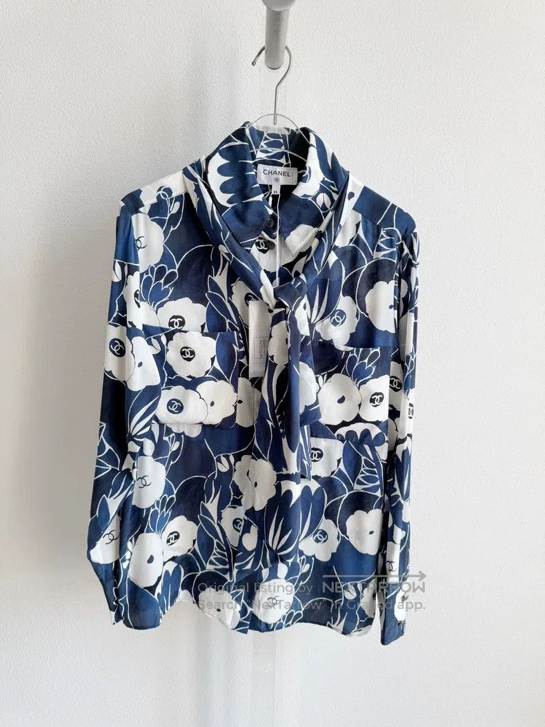 Chanel Chanel Camelia long-sleeved streamer silk printed shirt Size XXS / US 00 / IT 34 - 3 Thumbnail