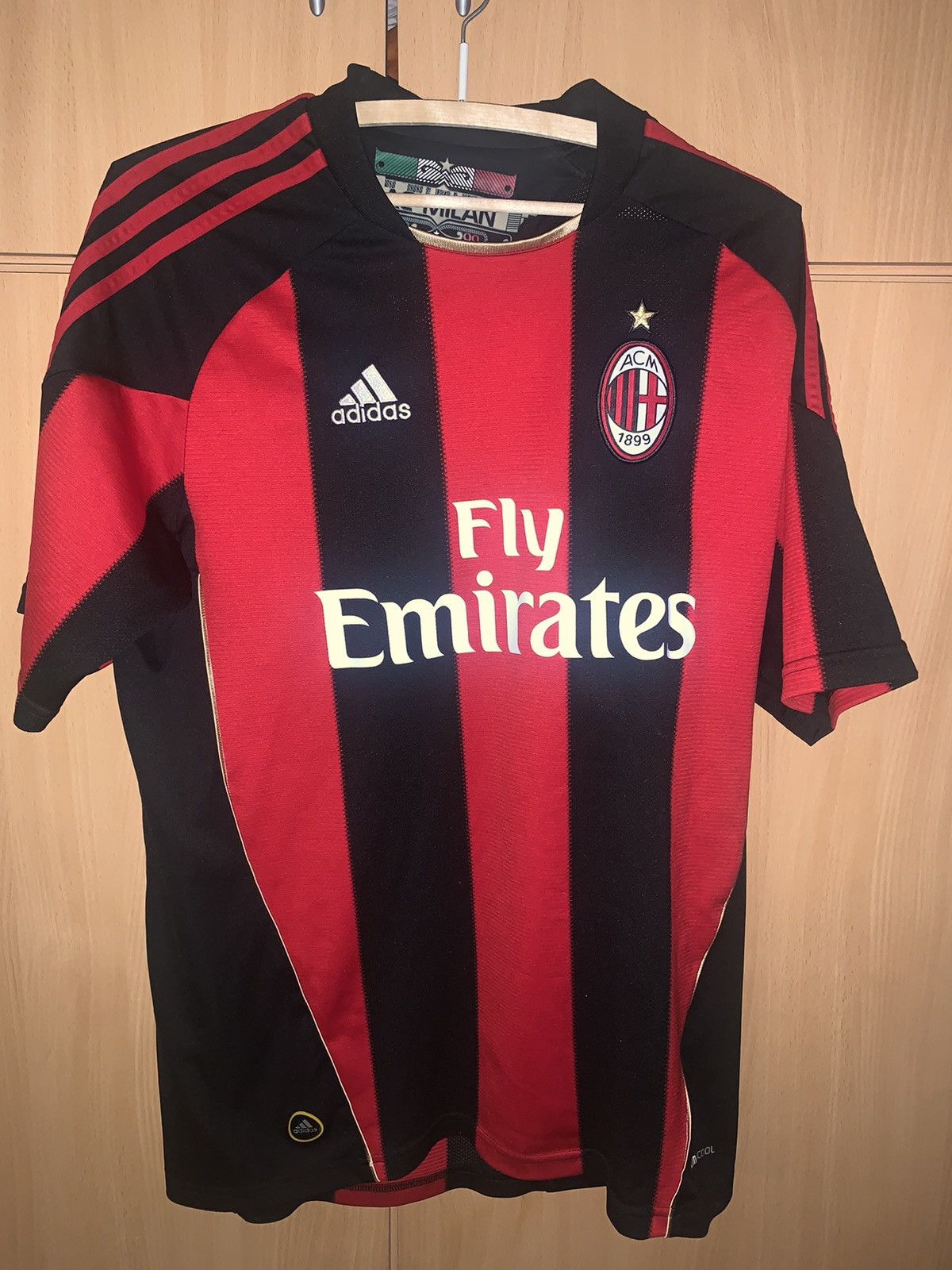 Adidas Ac Milan football Jersey 2010/11 Size US M / EU 48-50 / 2 - 2 Thumbnail