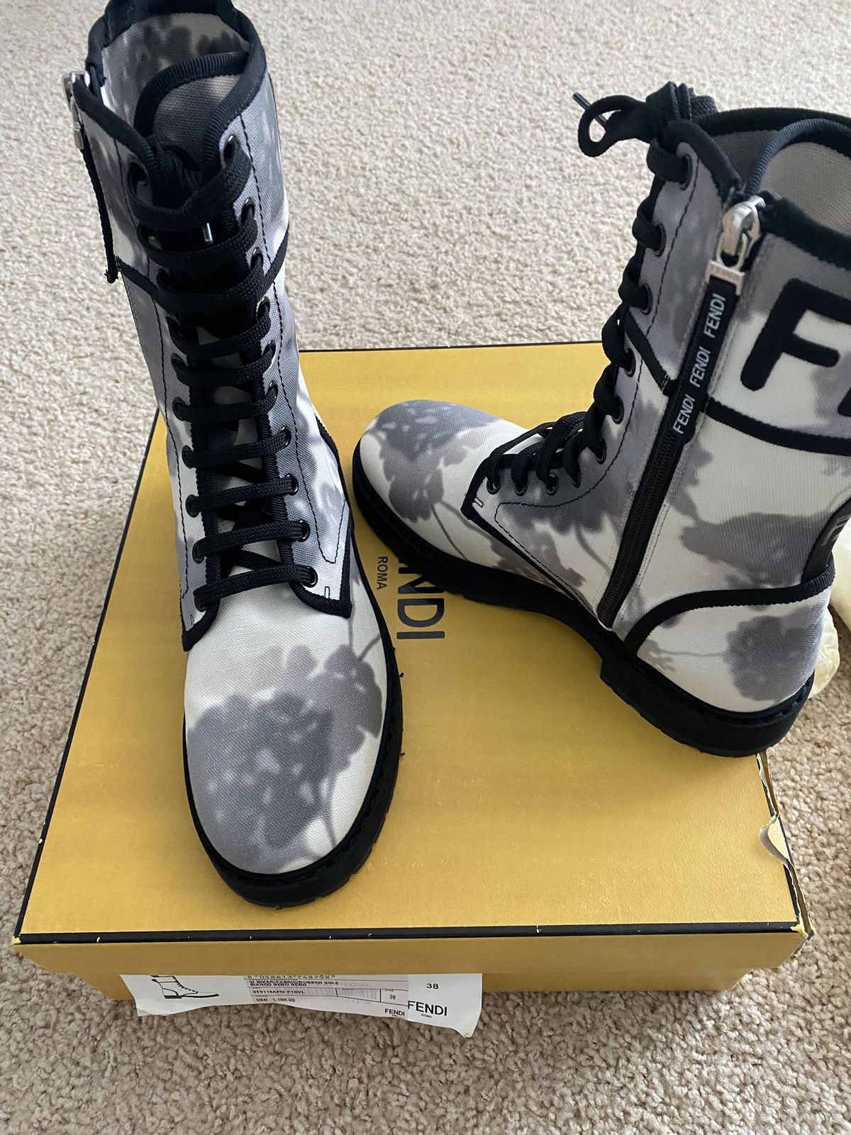 Fendi Authentic Fendi biker boots Size US 7 / IT 37 - 16 Thumbnail