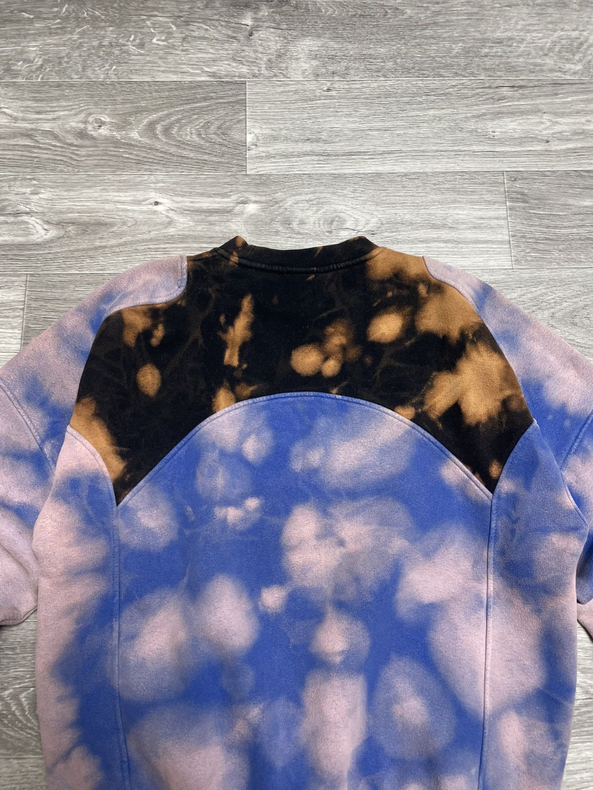 Nike Vintage Nike Total 90 Tie Dye Custom Sweatshirt Y2K 90s Size US M / EU 48-50 / 2 - 15 Thumbnail