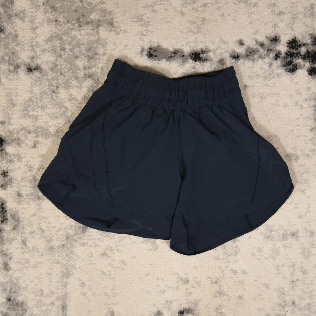 Lululemon Lululemon Woman Navy Shorts Size 26" / US 2 / IT 38 - 1 Thumbnail
