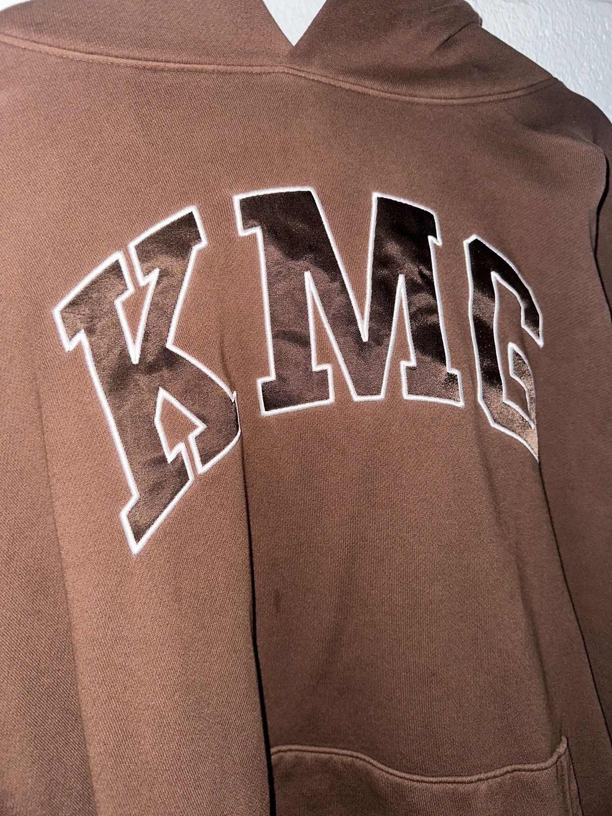 DENIM TEARS Denim Tears Kiss My Grits Hoodie Size US XXL / EU 58 / 5 - 2 Thumbnail
