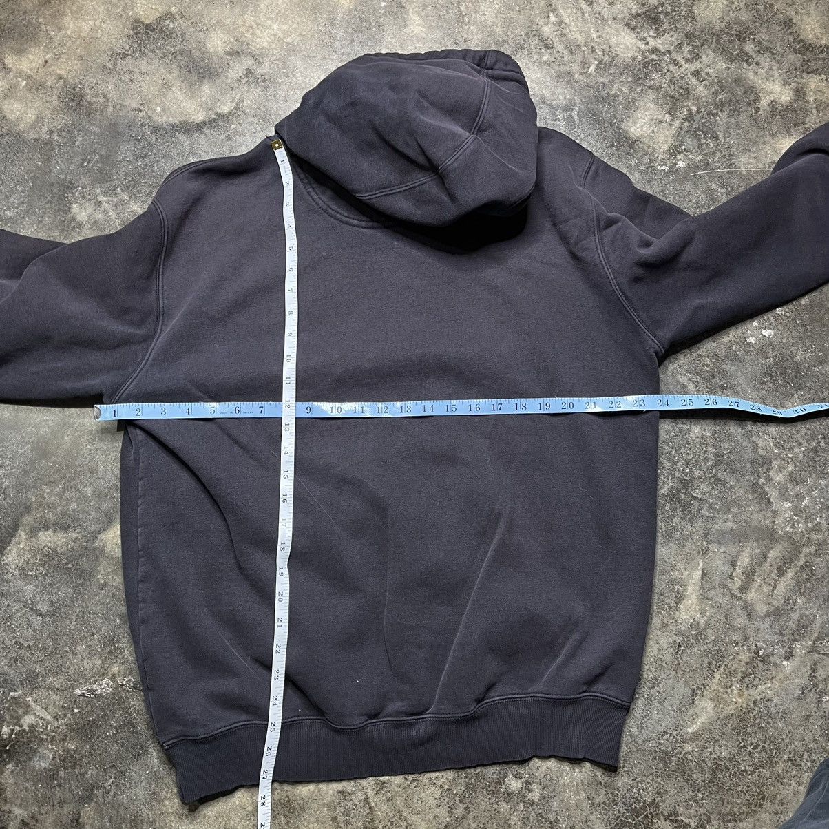 Vintage vintage thrashed carhartt faded black hoodie Size US L / EU 52-54 / 3 - 7 Thumbnail