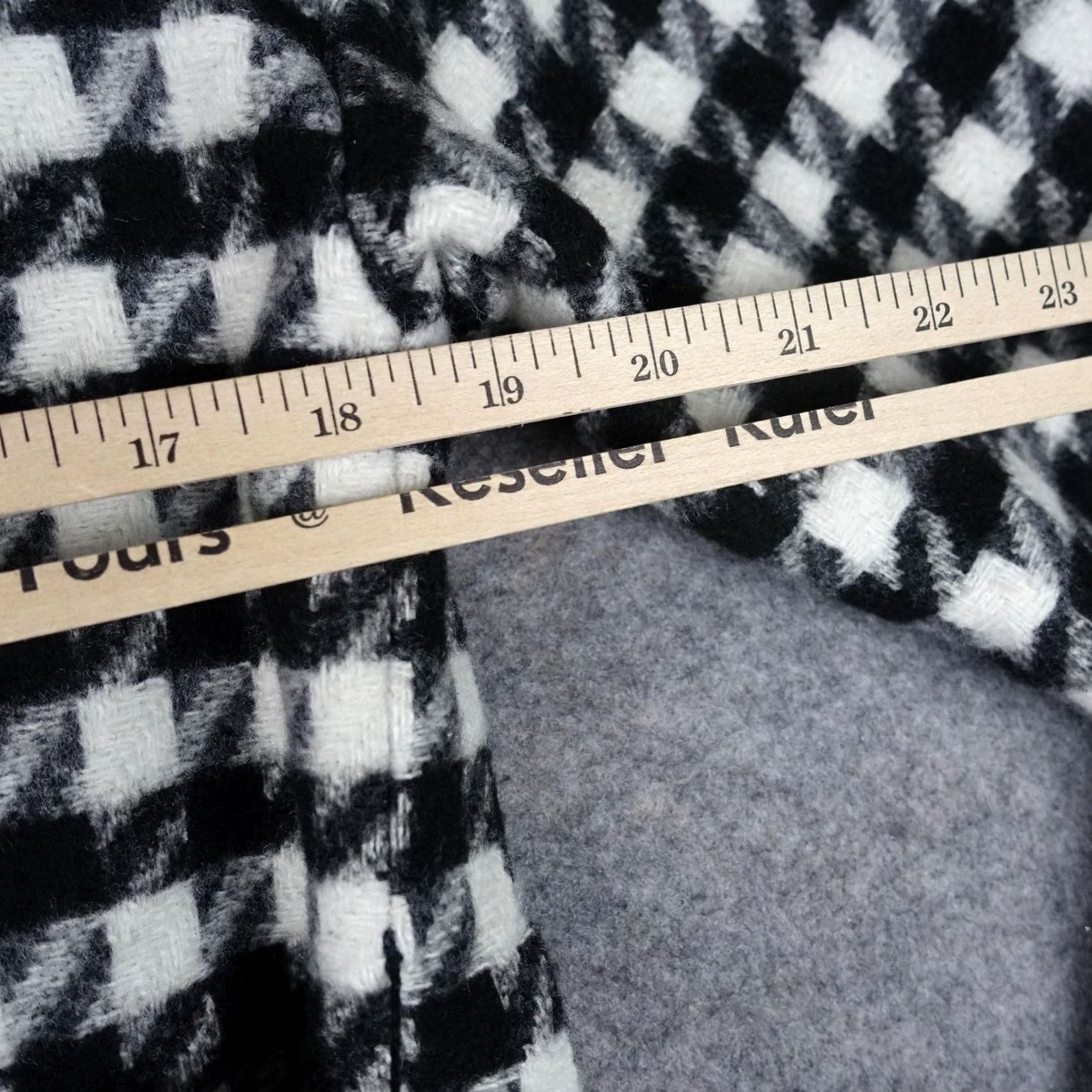 Forever 21 FOREVER 21 Coat Womens S Black White Houndstooth Belted Wrap Long Lined Check Overcoat Size S / US 4 / IT 40 - 6 Thumbnail