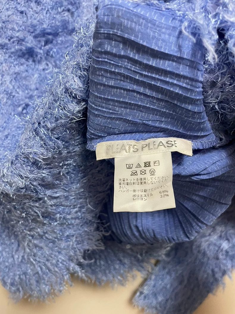 Issey Miyake Issey Miyake Blue furry top Size L / US 10 / IT 46 - 3 Thumbnail