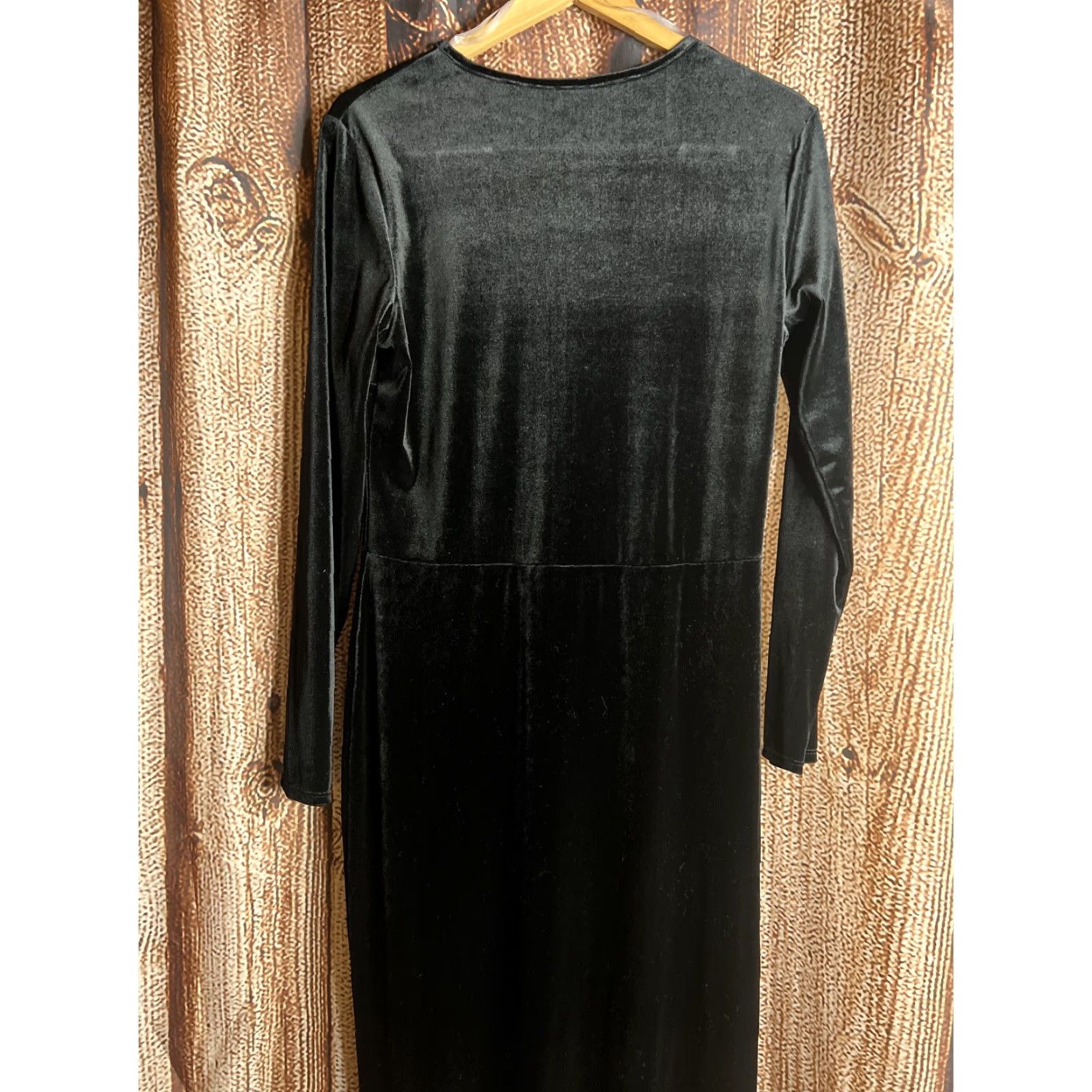 Velvet VINTAGE Velvet Maxi Dress Womens 1X Black K Glam Holidays New Years Dress Length Long A-Line Maxi 90s Retro Gothic Size XL / US 12-14 / IT 48-50 - 4 Thumbnail