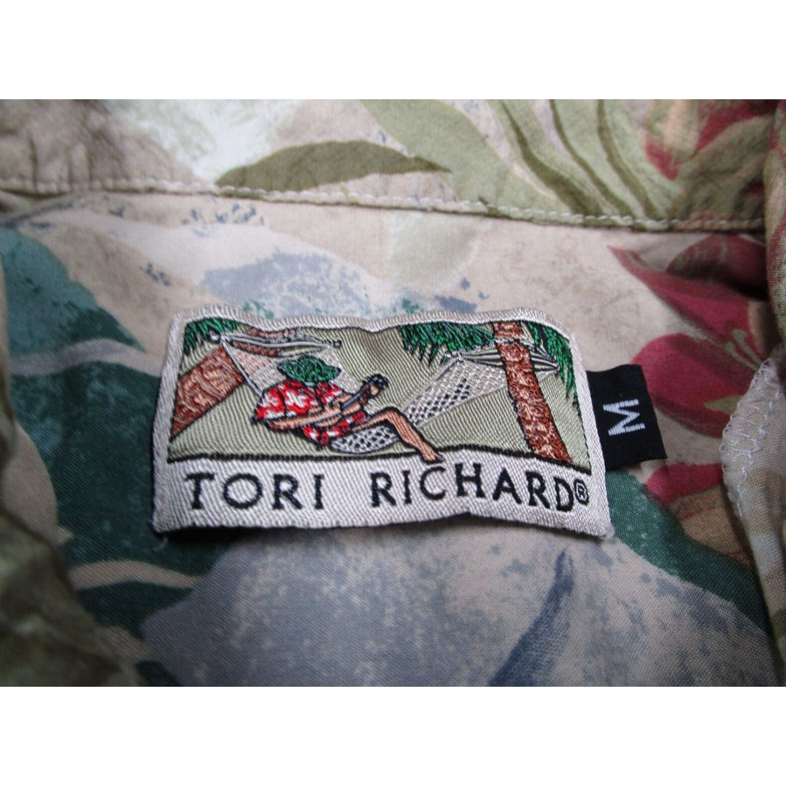Tori Richard VINTAGE Tori Richard Men's Medium Beige Floral Short Sleeve Hawaiian Shirt Size US M / EU 48-50 / 2 - 3 Thumbnail