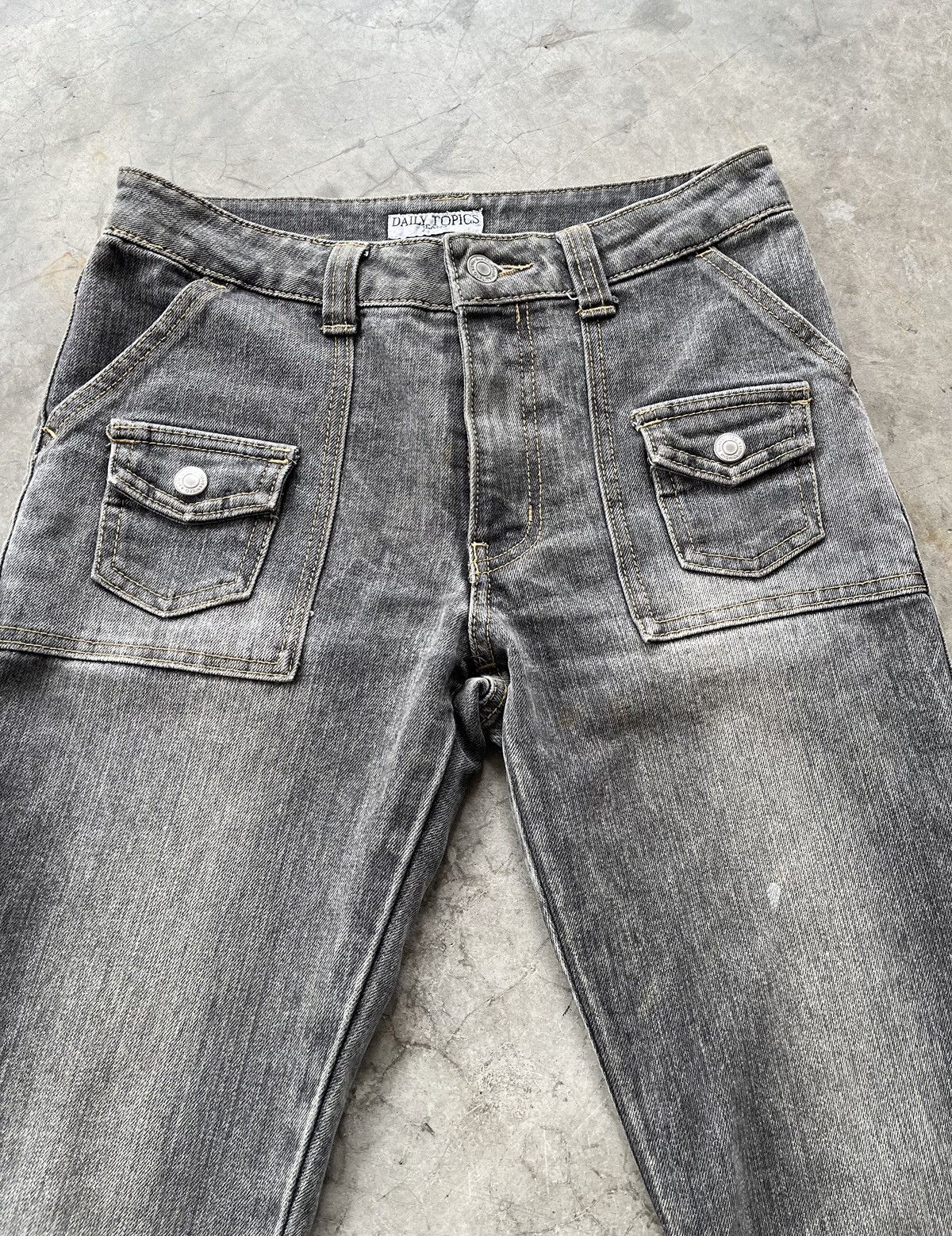 If Six Was Nine Flare jeans daily topics bushpant faded black low rise Size US 27 - 4 Thumbnail