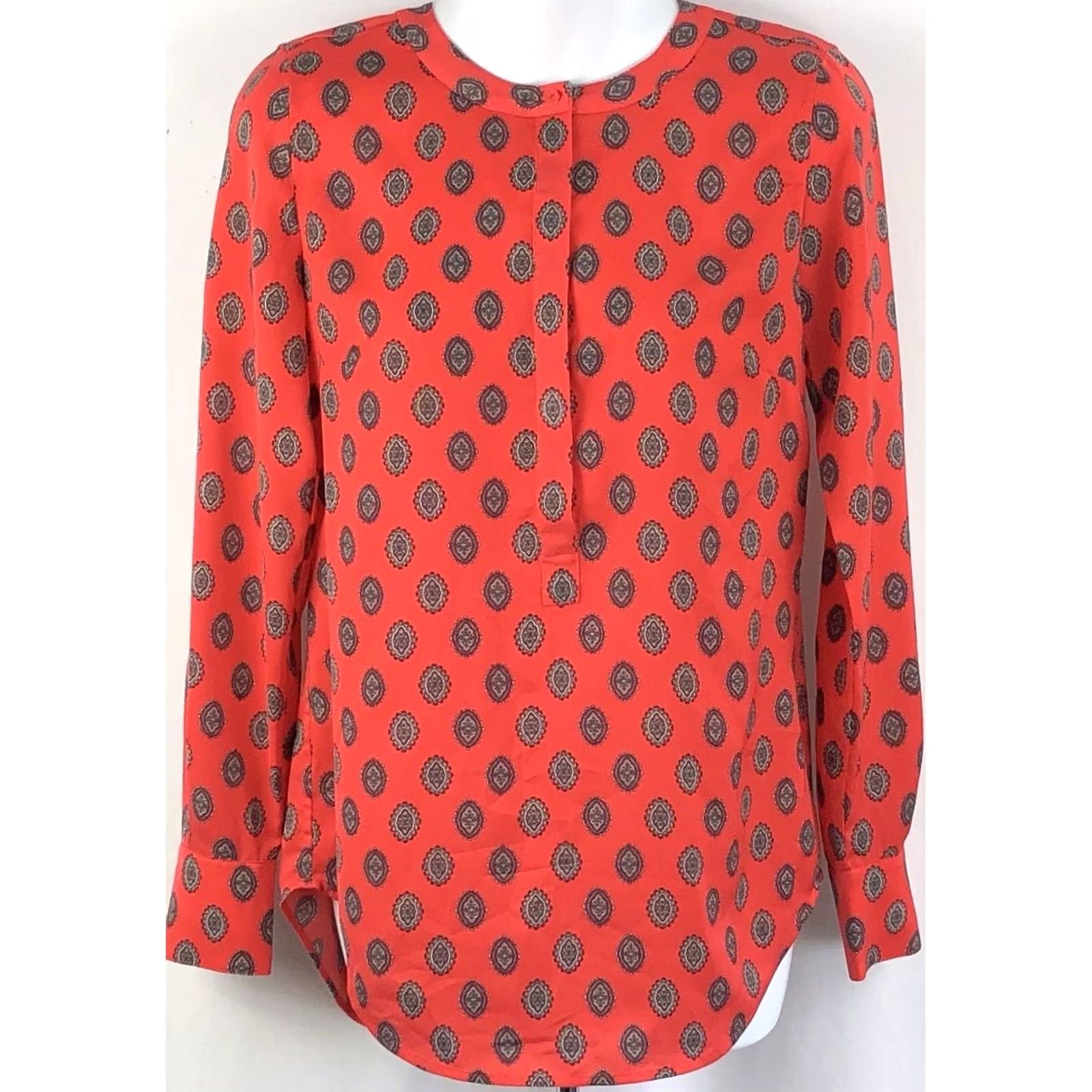 J.Crew J.CREW Silky Top Blouse XS Red Geometric Print 1/2 Button Long Sleeve Office Career Size XXS / US 00 / IT 34 - 5 Thumbnail