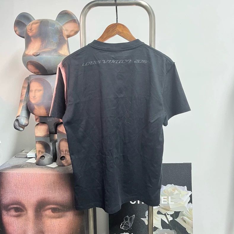Louis Vuitton Louis Vuitton Temperature-sensitive short sleeve 2504-Nexta Size US S / EU 44-46 / 1 - 2 Thumbnail