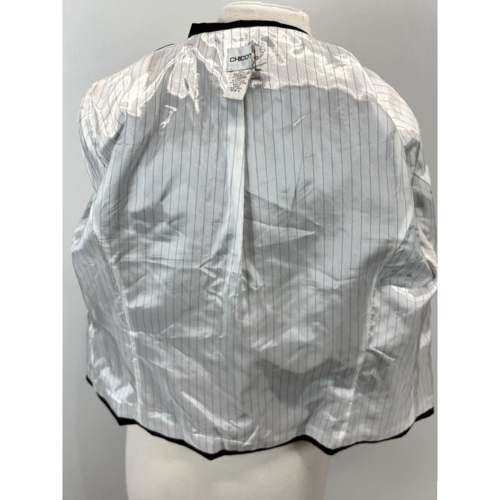 Vintage Chicos Black Blazer Jacket Sz 2 US Large Women’s Lined Single Clasp Career Size L / US 10 / IT 46 - 6 Thumbnail