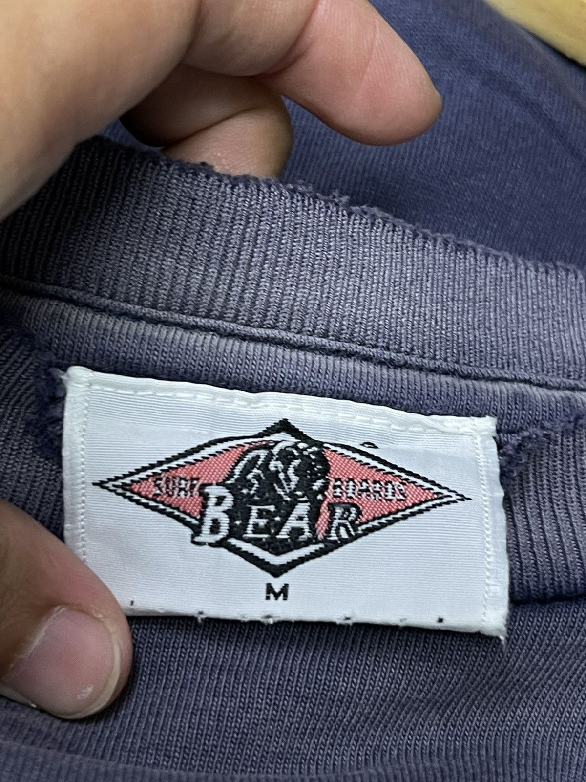 Vintage Vintage Surf Board Bear T-Shirt Size US M / EU 48-50 / 2 - 14 Thumbnail