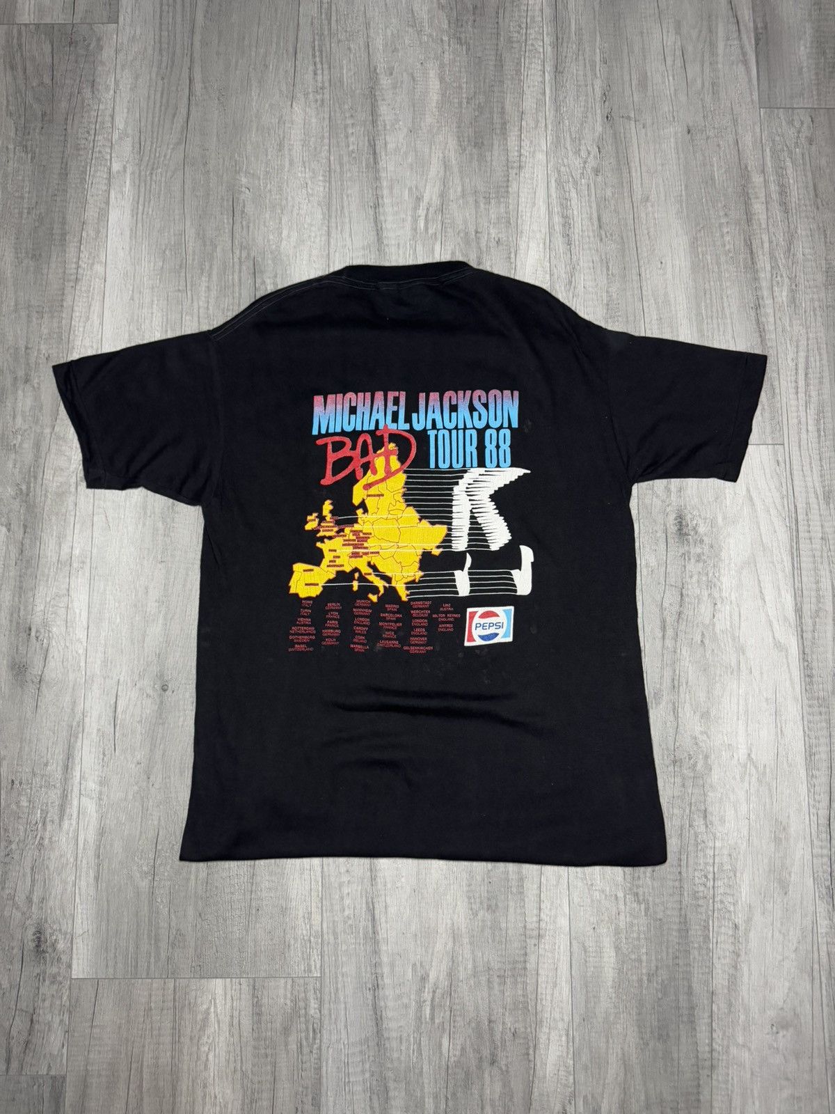 Michael Jackson × Vintage Michael Jackson Bad Tour 88 t shirt vintage L Size US L / EU 52-54 / 3 - 8 Thumbnail