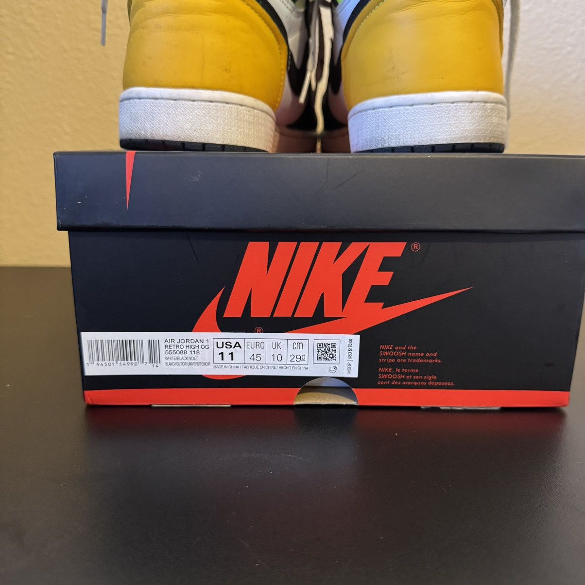 Jordan Brand Air Jordan 1 Volt Gold Size US 11 / EU 44 - 7 Thumbnail