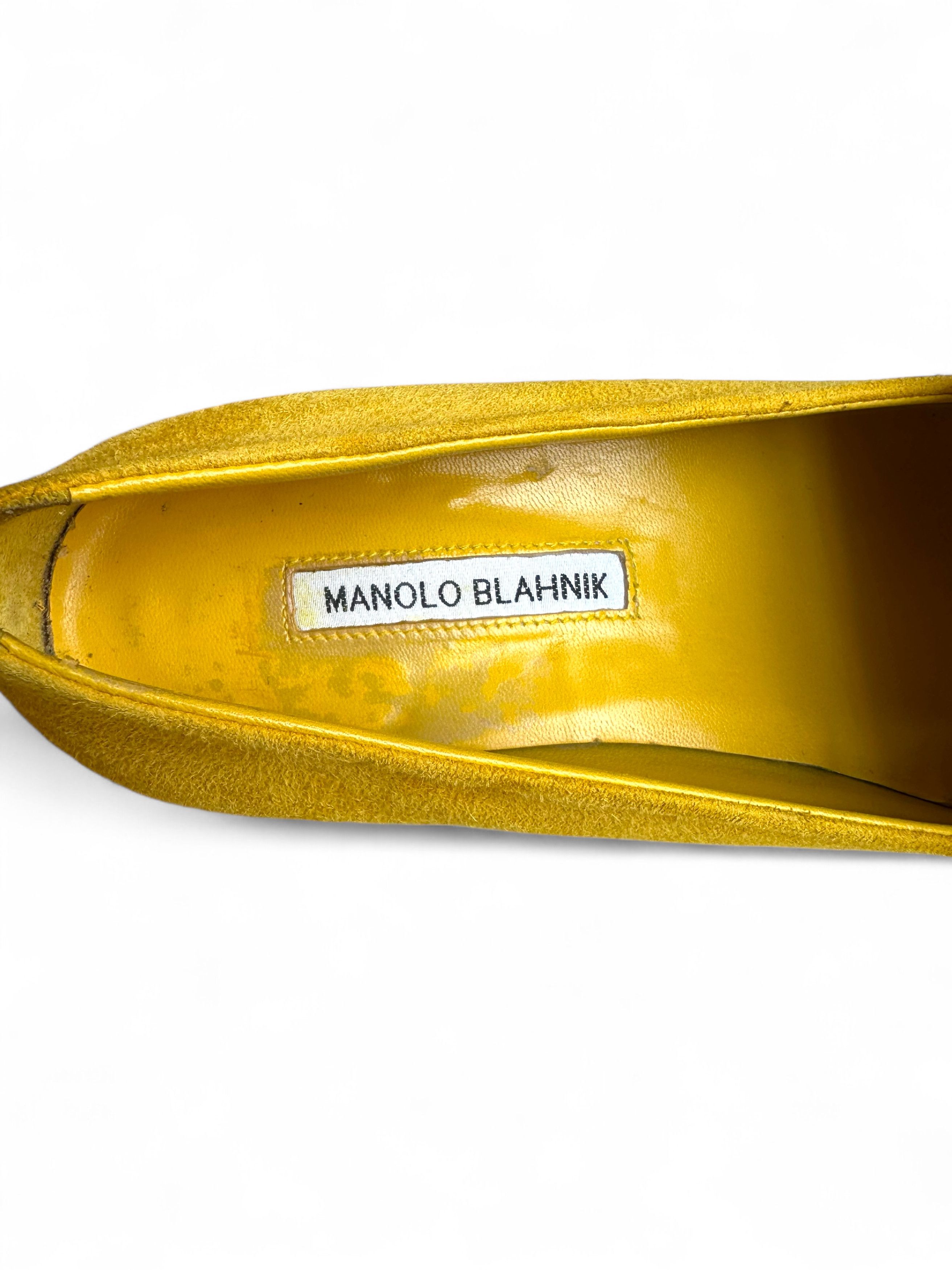 Manolo Blahnik Manolo Blahnik Women's Pitaka Suede Flat Loafers Yellow (39) Size US 9 / IT 39 - 4 Thumbnail