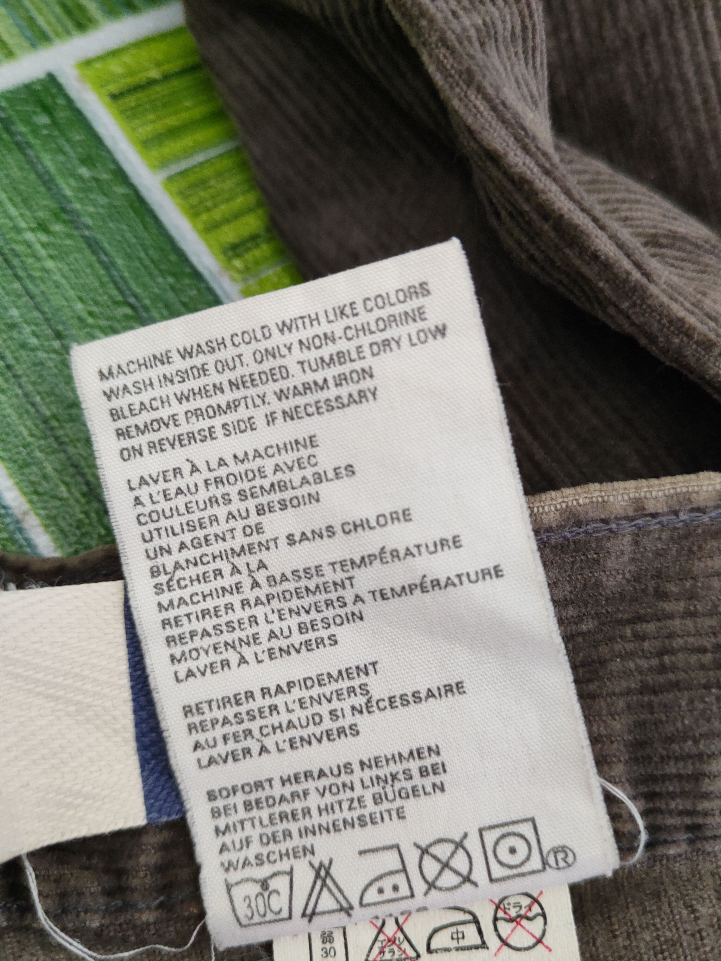 Gap Gap Dark Brown Multipocket Corduroy Pants #W1830 Size US 31 - 14 Thumbnail