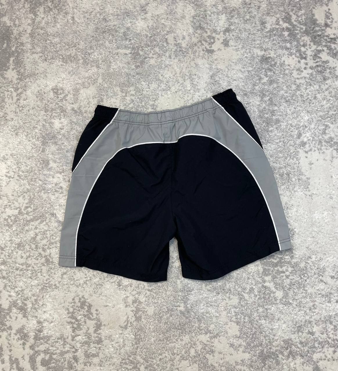 Nike 00s Vintage Nike Nylon Shorts Size US 34 / EU 50 - 3 Thumbnail