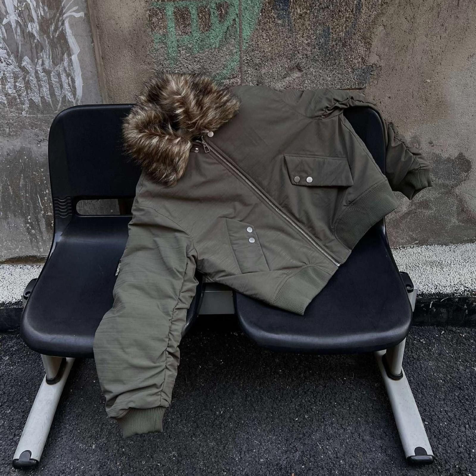 Japanese Brand Bomber Jacket with Faux Fur Collar, Mens Outerwear Size US M / EU 48-50 / 2 - 1 Thumbnail