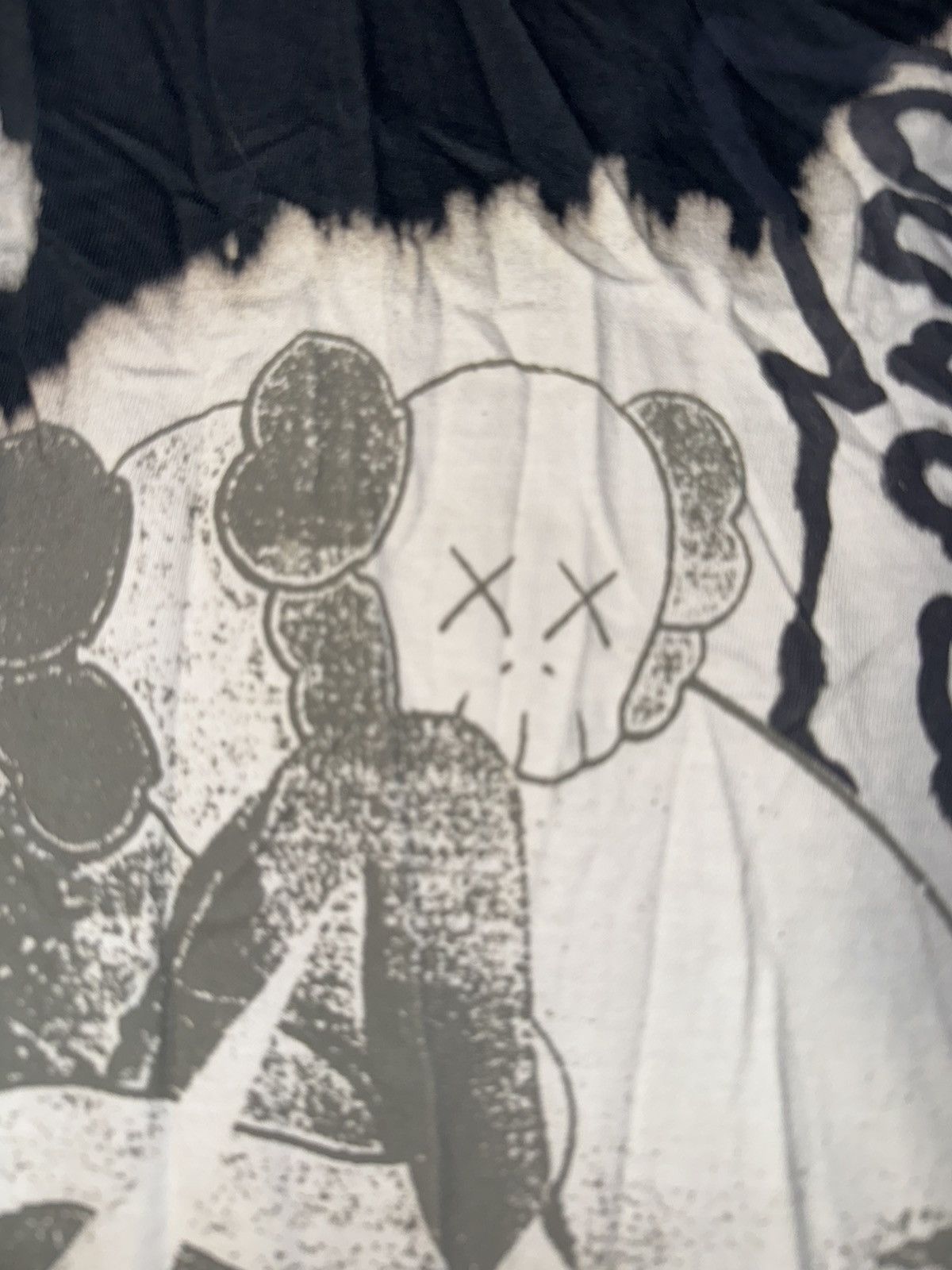 Fragment Design × Kaws × Travis Scott travis scott fragment kaws LS tee Size US M / EU 48-50 / 2 - 4 Thumbnail