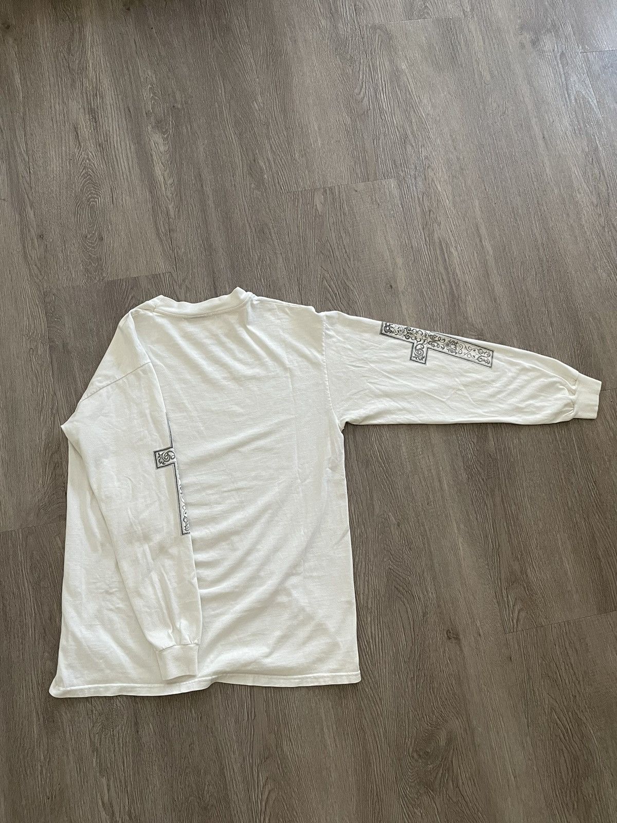 Vintage Vintage 90’s mojoware art shirt. Size US M / EU 48-50 / 2 - 4 Thumbnail
