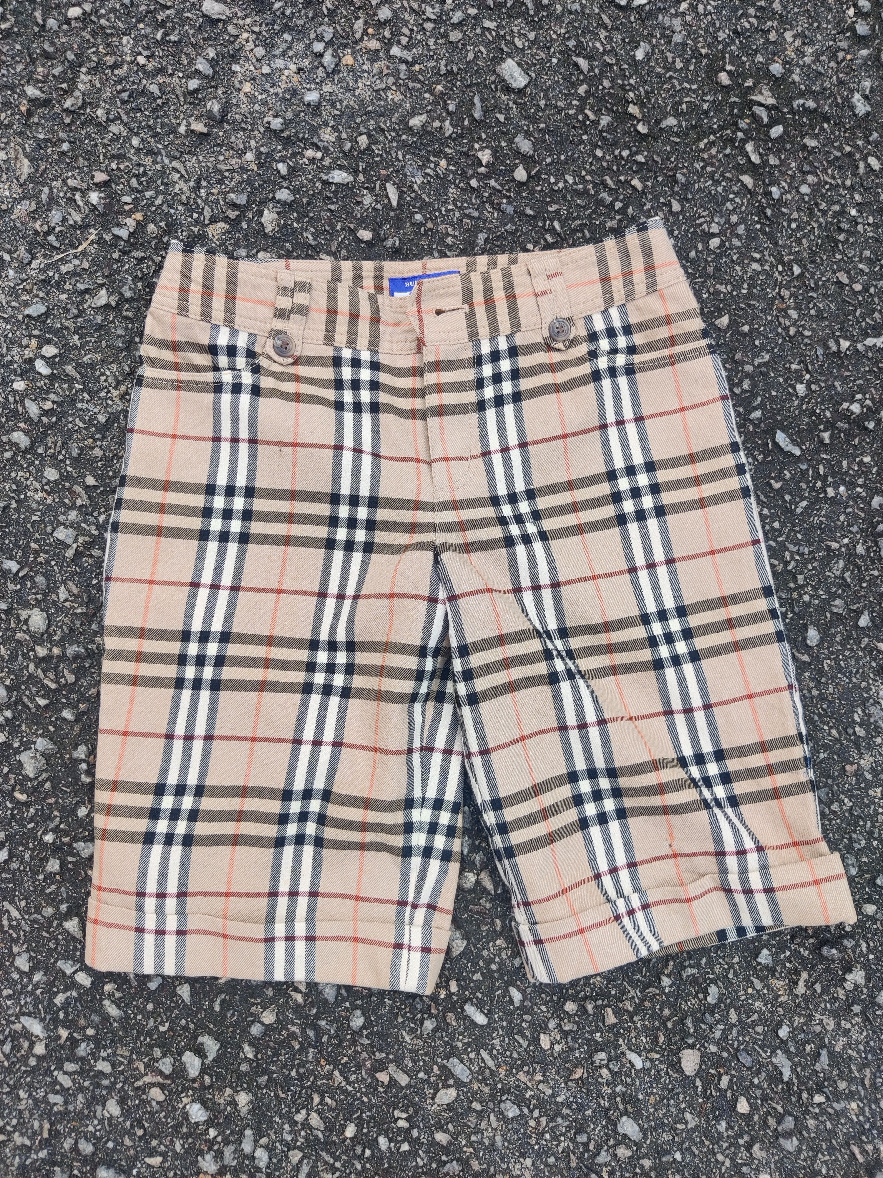 Vintage Burberry Nova Check Wool Short Pant