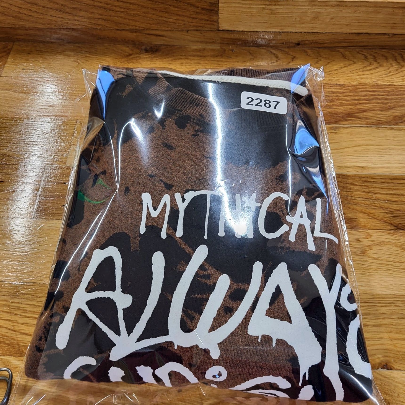 Vintage Mythical Always Curious Sweatshirt Mens Sz L Black & Brown Splatter Or Tie Dye Size US L / EU 52-54 / 3 - 8 Thumbnail
