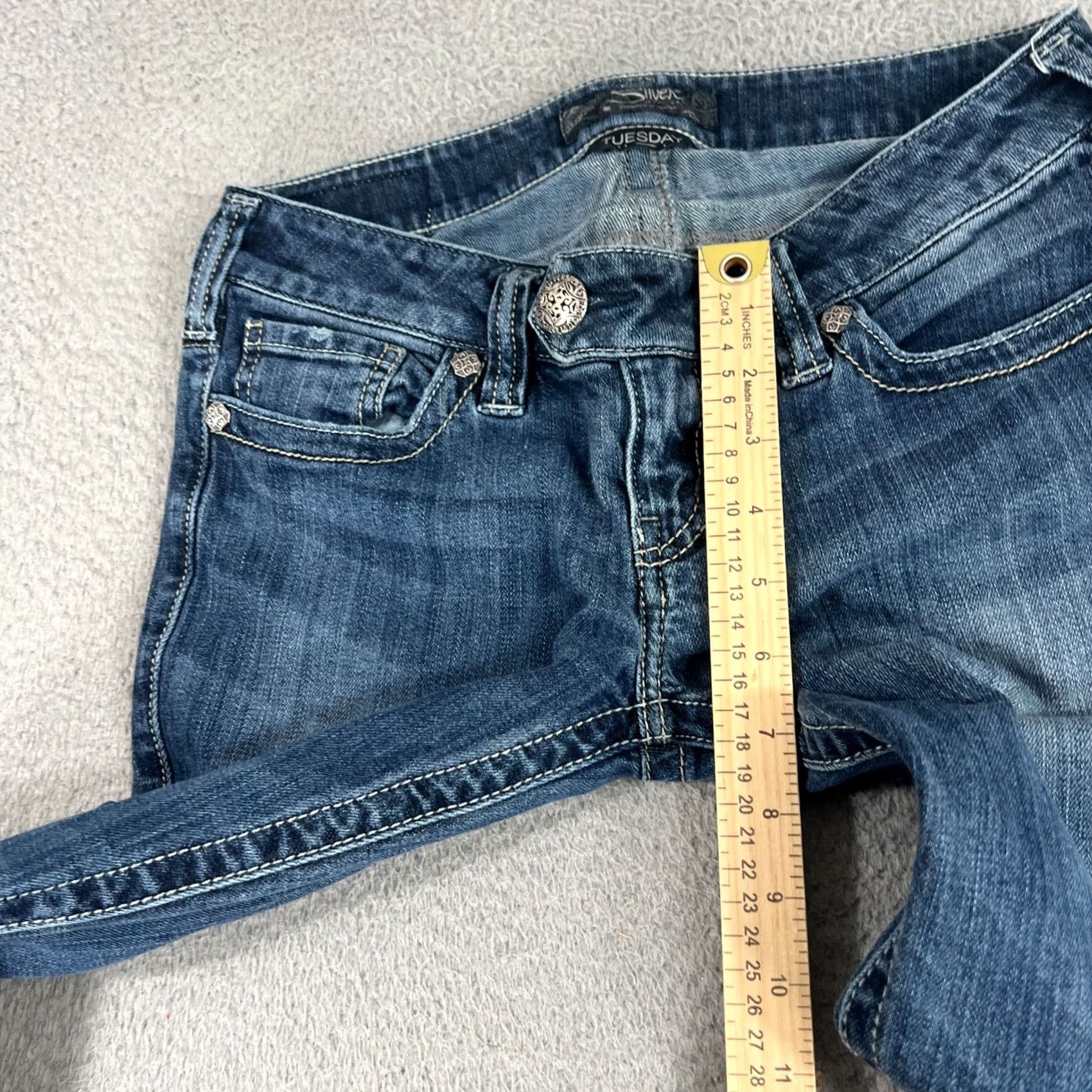 Silver Jeans Co. Silver Tuesday Bootcut Jeans Womens 28 Low Rise Dark Wash Denim Stretch Y2K Size 28" / US 6 / IT 42 - 4 Thumbnail