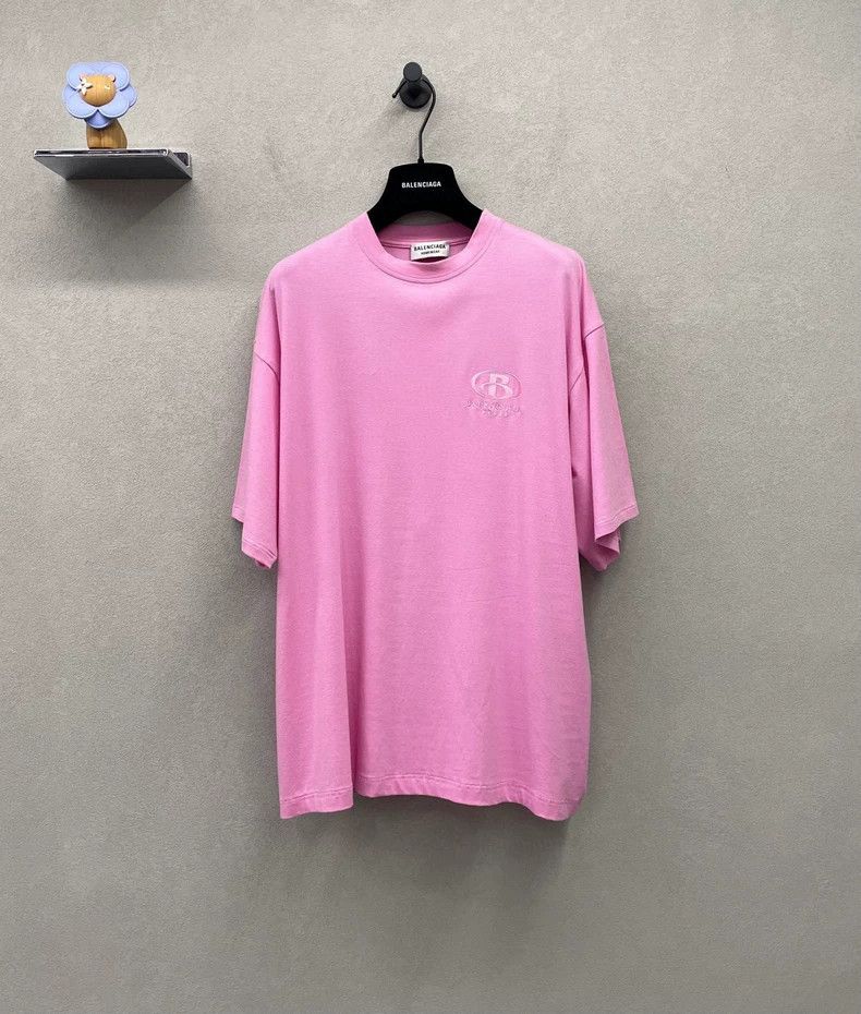 Balenciaga Balenciaga Pink Embroidered Short Sleeve Size US M / EU 48-50 / 2 - 1 Thumbnail