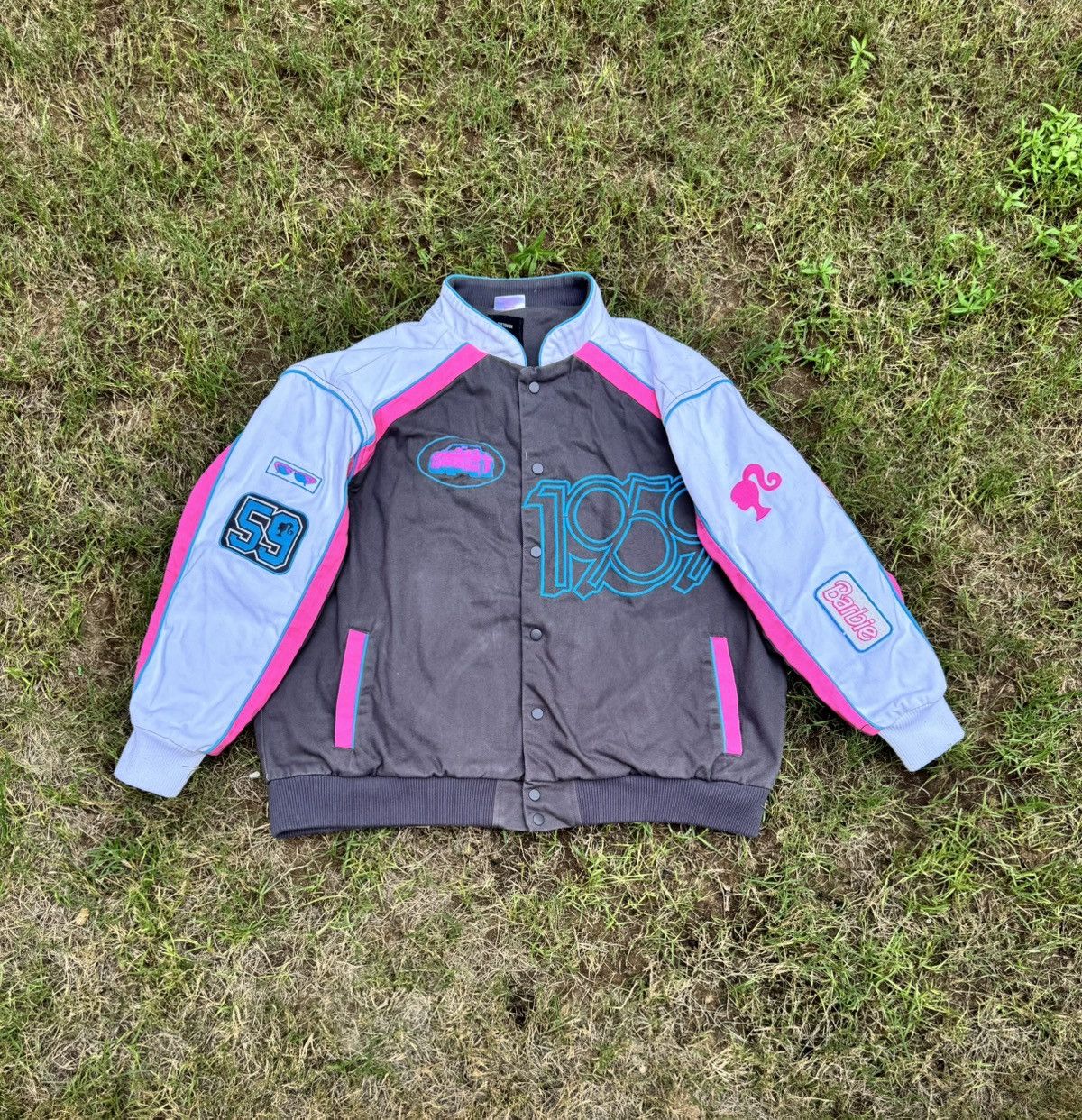 Vintage 1995 Limited Edition Barbie varsity jacket Size US M / EU 48-50 / 2 - 1 Thumbnail