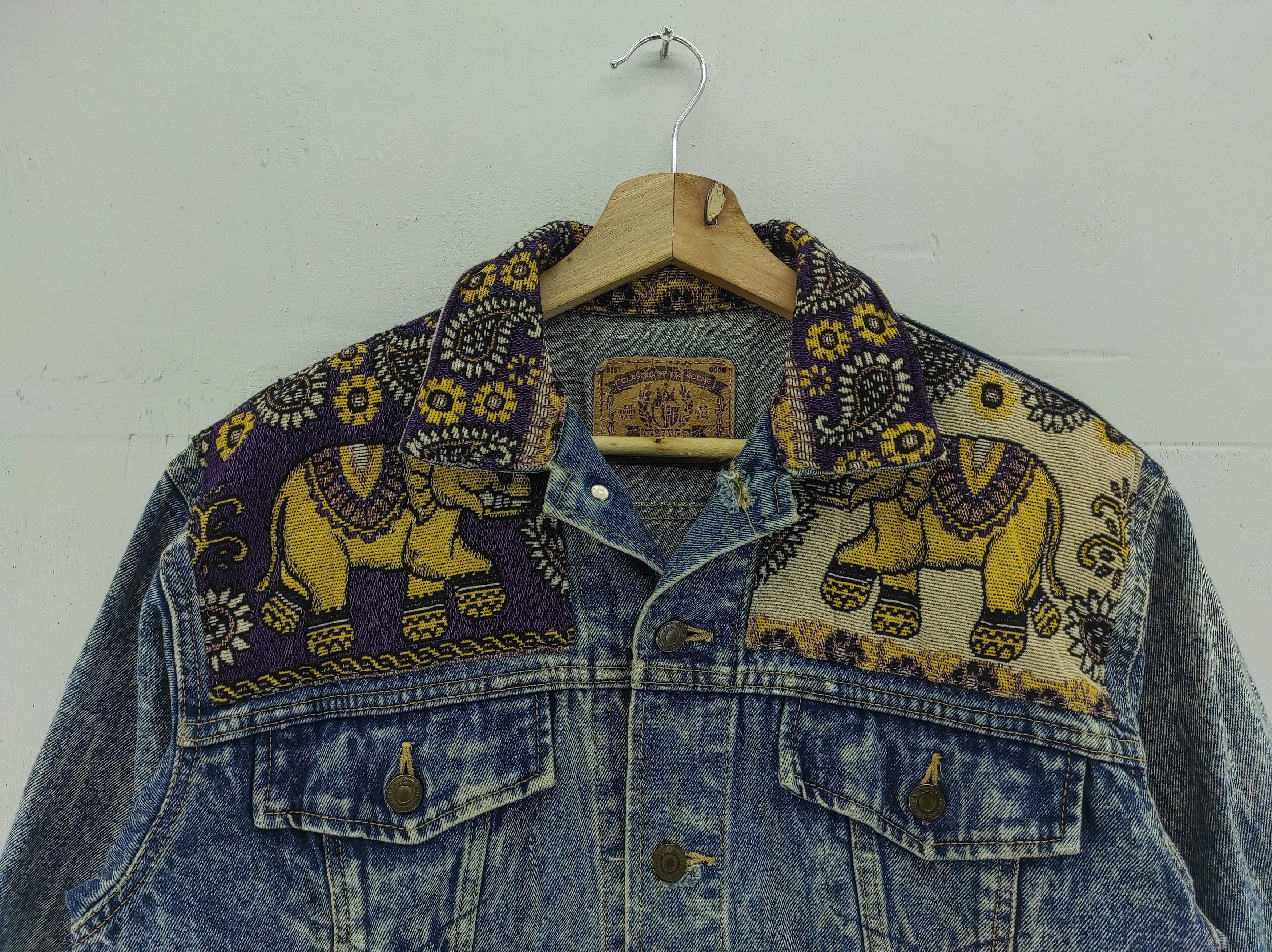 Other Vintage Denim Jacket Custom Elephant graphic Size US L / EU 52-54 / 3 - 3 Thumbnail