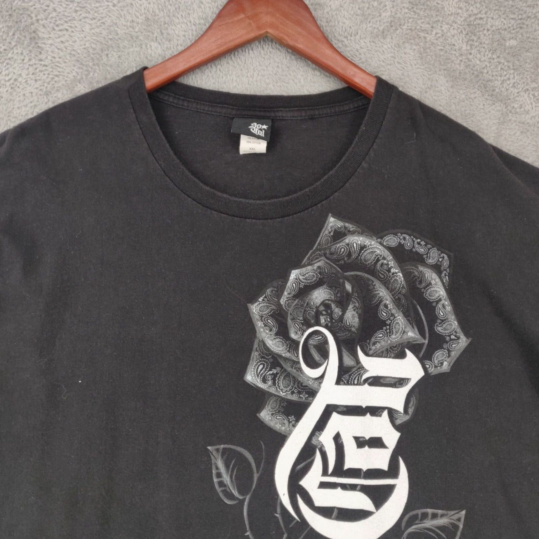 No Fear VINTAGE No Fear So Cal T Shirt Mens 2XL XXL Black Roses Short Sleeve Crew Neck Hip Hop 90s Size US XXL / EU 58 / 5 - 2 Thumbnail