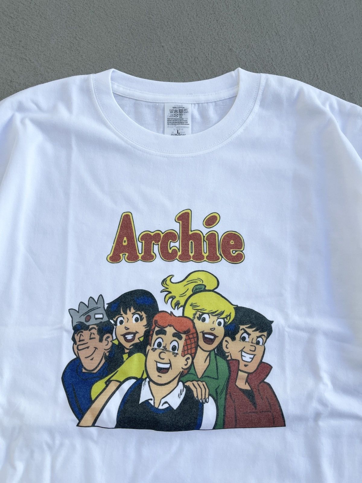 Cartoon Network × Vintage STEAL! Vintage Archie Comics Family Tee (L) Size US L / EU 52-54 / 3 - 2 Thumbnail