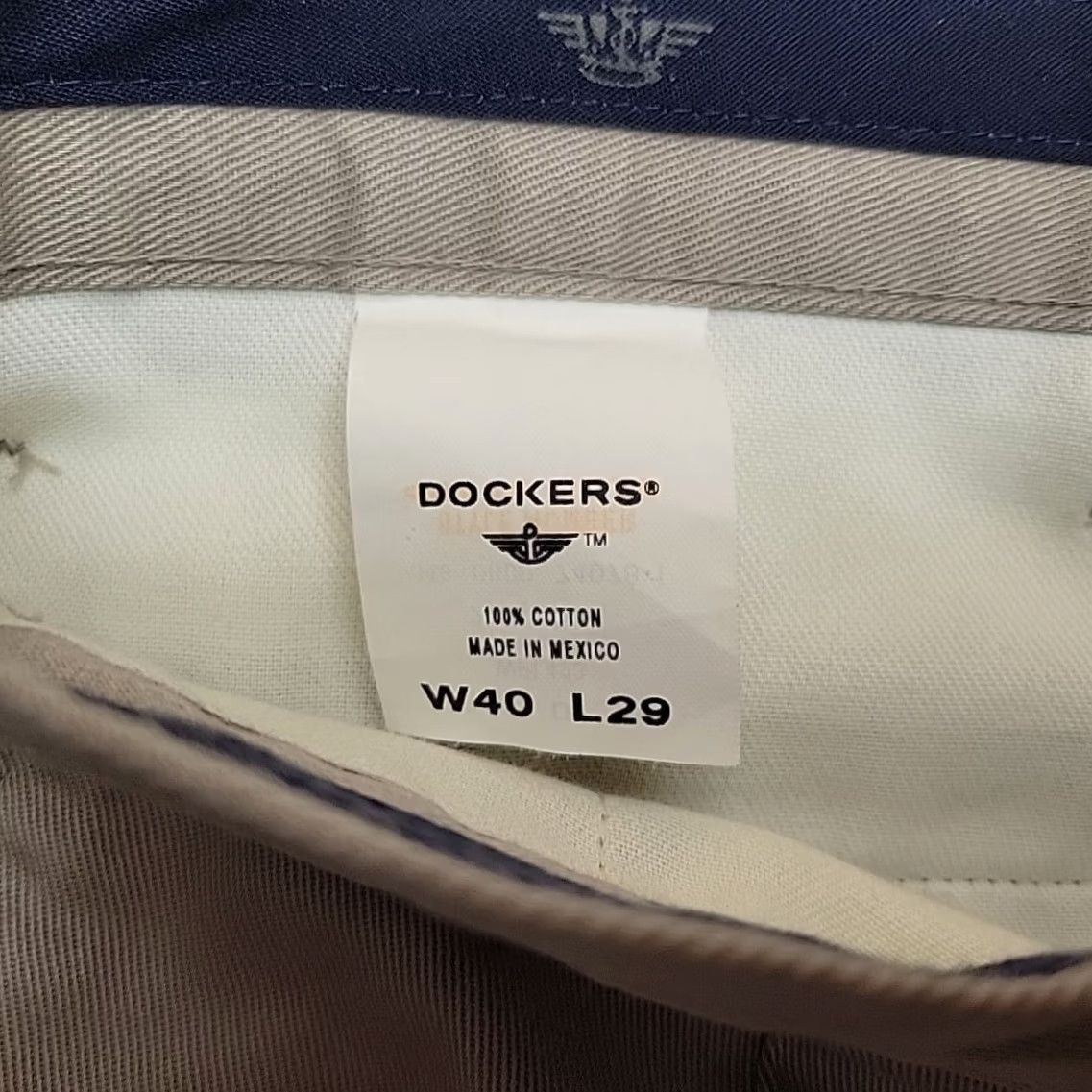 Dockers VINTAGE Dockers Pants Mens 40x29 Khakis Twill Chino Pleated 100% Cotton Beige Pants Mens 40 Regular Straight Pocket Slit Baggy Boys Womens Size US 40 / EU 56 - 5 Thumbnail