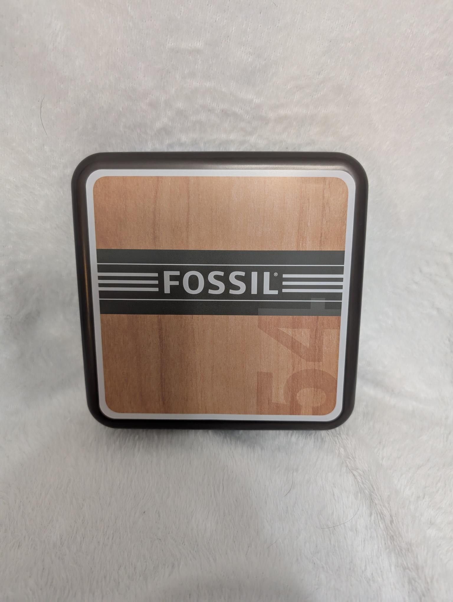 Fossil Fossil Charm in Tin and Box Size ONE SIZE - 7 Thumbnail