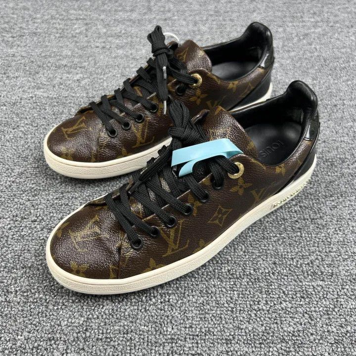 Louis Vuitton Frontrow Monogram Fashion Sneakers 0079