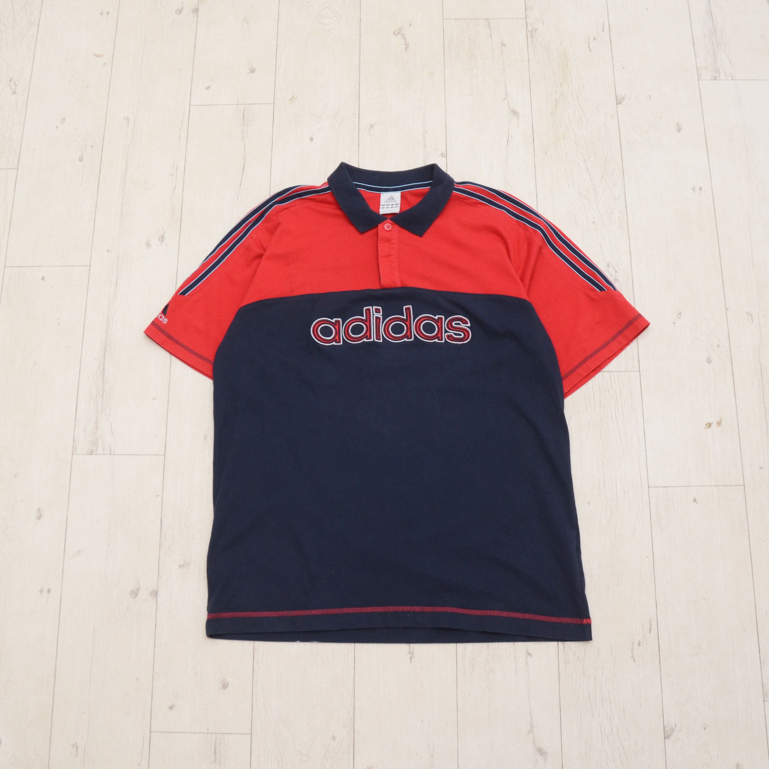 Adidas Vintage Adidas Polo T-shirts Base 90s Y2K Distressed Size US M / EU 48-50 / 2 - 1 Thumbnail
