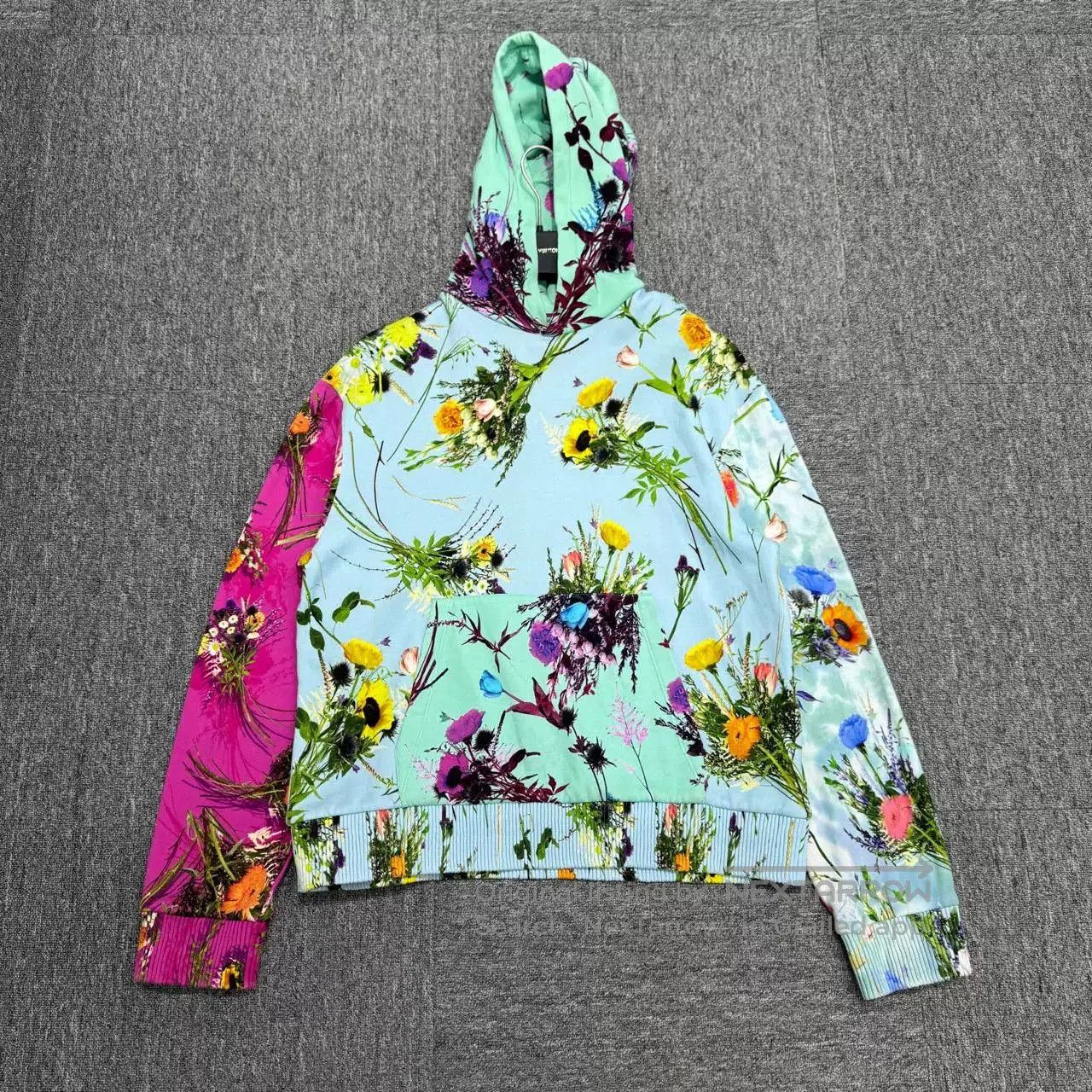 Louis Vuitton Louis Vuitton Floral Print Hoodie. Size US M / EU 48-50 / 2 - 1 Thumbnail