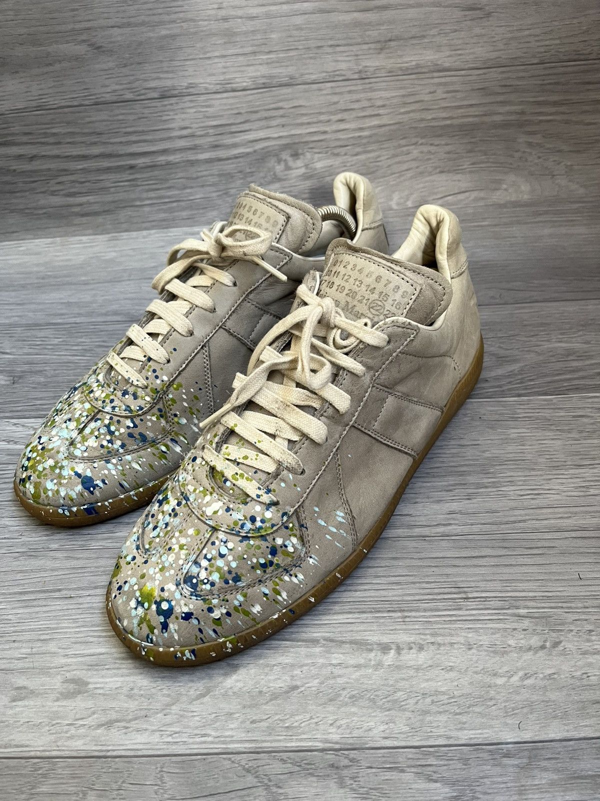Maison Margiela Maison margiela gats paint splatter low top sneakers sz 41 Size US 8 / EU 41 - 2 Thumbnail